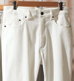 「＜コムルヴァン・オム＞ドビー織りストレッチパンツ（メンズフルレングスパンツ）」｜ホワイト