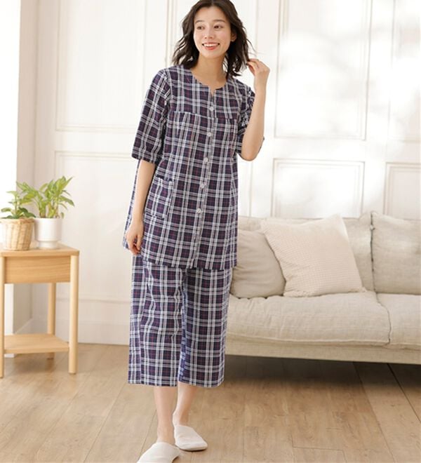 LAVIENNE（ラヴィエンヌ）の「綿１００％サッカーパジャマ（パジャマ・ルームウェア）」｜詳細画像