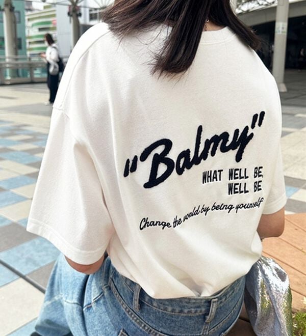 GeeRA（ジーラ）の「サガラ刺繍バックロゴＴシャツ（Tシャツ）」｜詳細画像