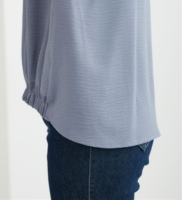 BELLUNA（ベルーナ）の「【2つの機能付き】お手入れ楽々！裾ギャザープルオーバー（ブラウス）」｜詳細画像