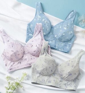 LAVIENNE（ラヴィエンヌ）の「【３色組】さらっと軽やか！ひんやり涼感お花ブラ（ブラジャー）」｜3色組