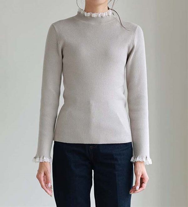 Pierrot（ピエロ）の「レース付ハイネックリブニット（ニット・セーター）」｜詳細画像
