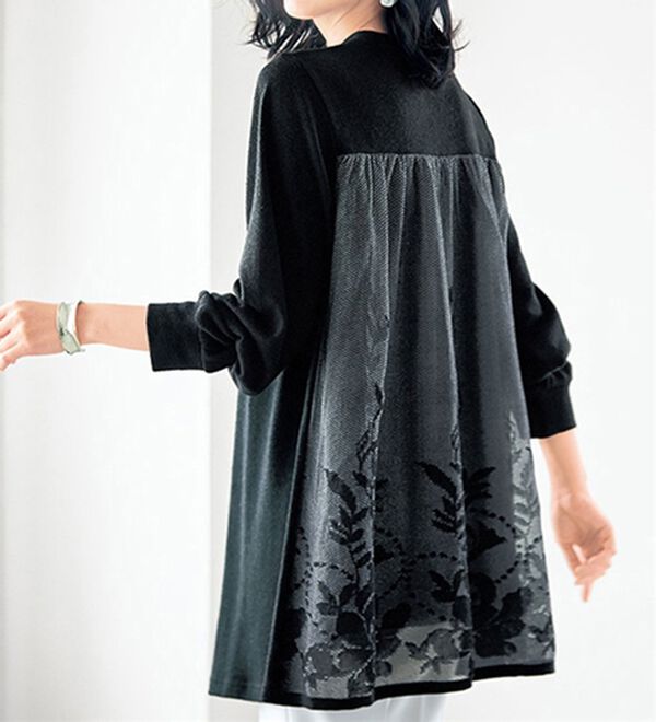 VINNO（ヴィノ）の「後ろジャカードニットチュニック（チュニック）」｜ブラック系