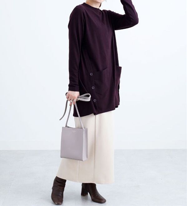 BELLUNA（ベルーナ）の「ボトルネック裾ボタンデザインチュニック（チュニック）」｜詳細画像