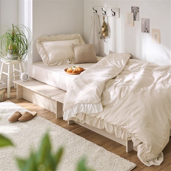 iellio（イエリオ）の「大人かわいいダブルフリル付布団カバーリング＜掛け布団カバー・ボックスシーツ・枕カバー・ずれにくい・オールシーズン・淡色＞（敷布団カバー・シーツ）」｜詳細画像