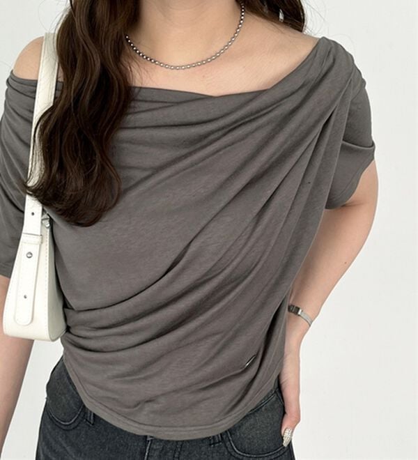 GeeRA（ジーラ）の「スラブシアーオフショルトップス（カットソー）」｜詳細画像