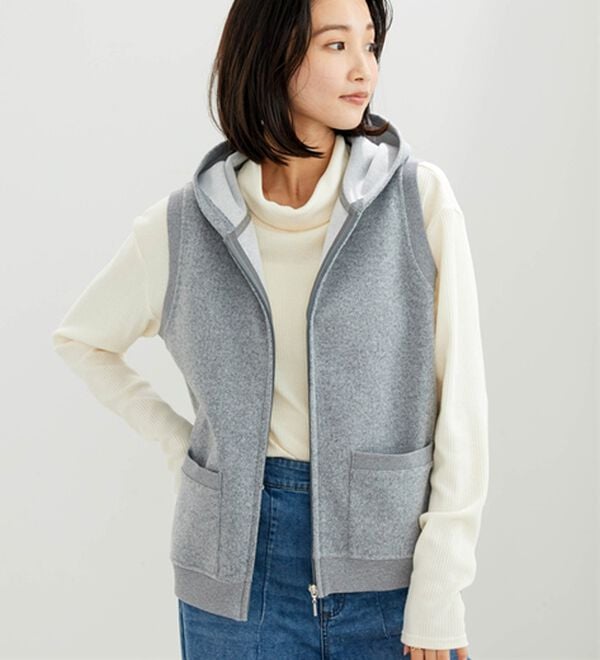 BELLUNA（ベルーナ）の「まるでニット！サラッと軽いリブハイネックプルオーバー（カットソー）」｜詳細画像