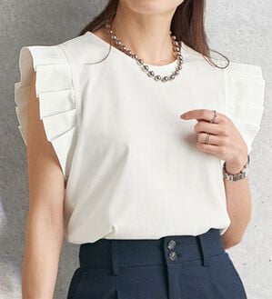 BELLUNA（ベルーナ）の「フリル袖異素材切替ブラウス（ブラウス）」｜白