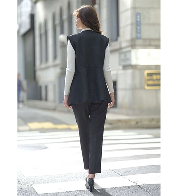 BELLUNA（ベルーナ）の「ツイードベストセットアップ（パンツスーツ）」｜詳細画像