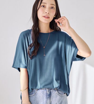 Viola e Viola（ヴィオラ エ ヴィオラ）の「ひんやり多機能ランダムテレコドルマントップス（カットソー）」