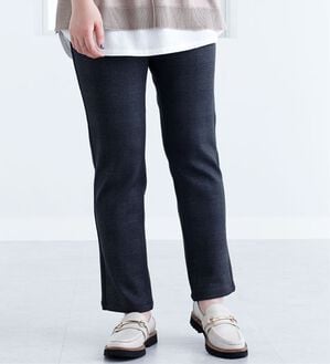 BELLUNA（ベルーナ）の「なめらかボンディング美脚ストレートパンツ（フルレングスパンツ）」｜チャコールチェック