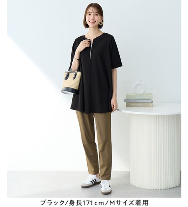 Viola e Viola（ヴィオラ エ ヴィオラ）の「ひんやり＆シワになりにくい　エンボス素材Ａラインチュニック（チュニック）」｜詳細画像