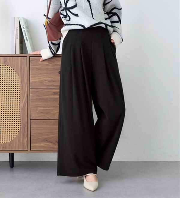 alotta（アロッタ）の「マシュマロのような肌触り！新定番パンツ（ワイドパンツ・ガウチョ）」｜ブラック