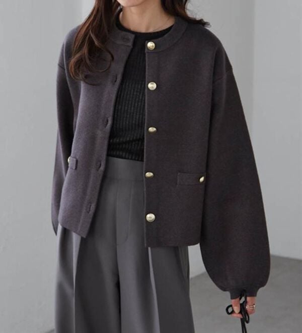 RANAN（ラナン）の「【4つの機能付き】洗える！ゴールド調ボタンニットカーディガン（ニットカーディガン）」｜詳細画像