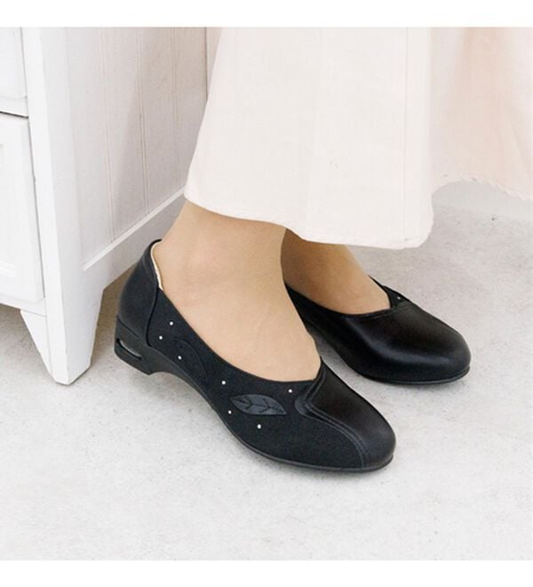 BELLUNA（ベルーナ）の「４Ｅリーフデザインエアソールパンプス（パンプス）」｜詳細画像