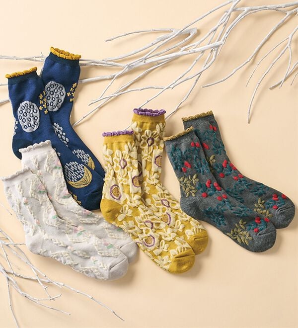 LAVIENNE（ラヴィエンヌ）の「内側シルク混の２重編みソックス（靴下・ストッキング）」｜詳細画像