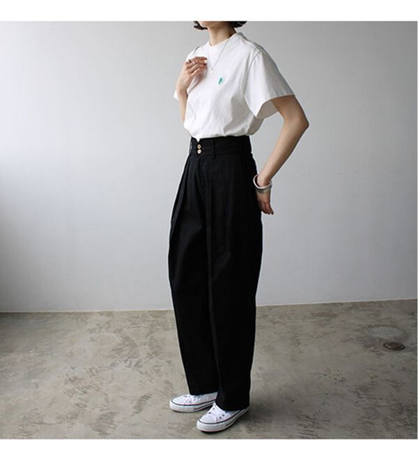 GeeRA（ジーラ）の「ハイウエストタックデザインチノパンツ（フルレングスパンツ）」｜詳細画像