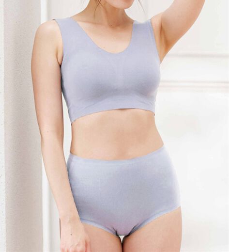 てぃ～ん　綿スポブラ・ショーツ　上下セット　未使用タンス 整理品 難ありＵＳＥＤ リサイクル ECO 姉 スポーツブラ ショーツ セット（柄無地）の通販
