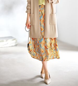 BELLUNA（ベルーナ）の「艶やかプリント切替フレアースカート（ロングスカート）」｜オレンジ系水彩花柄