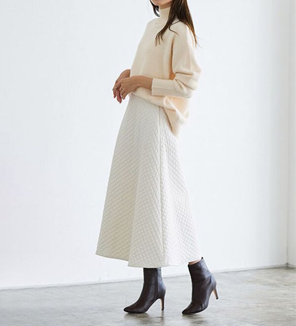Pierrot（ピエロ）の「キルティングフレアスカート（ロングスカート）」｜詳細画像