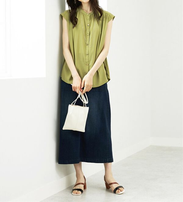 BELLUNA（ベルーナ）の「ギャザー使いフレンチスリーブブラウス（ブラウス）」｜詳細画像