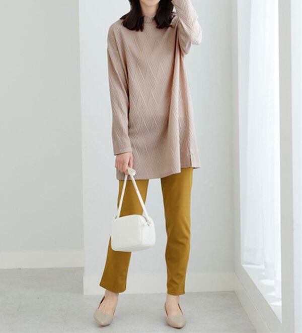 BELLUNA（ベルーナ）の「ふんわりジャカード素材ハイネックチュニック（チュニック）」｜詳細画像