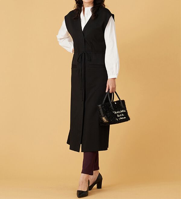 BELLUNA（ベルーナ）の「すっきりキレイ見え！Ｖネックロングジレ（ジレ）」｜詳細画像