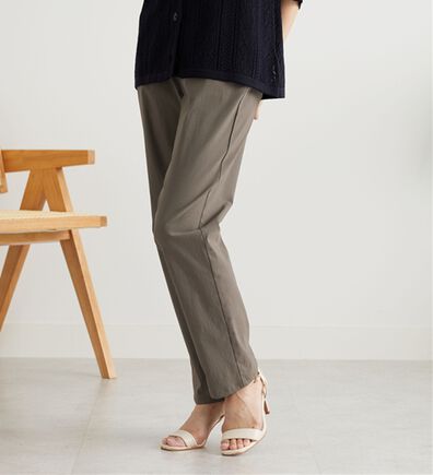 BELLUNA（ベルーナ）の「冷感ピケストレッチ素材スリムパンツ（フルレングスパンツ）」