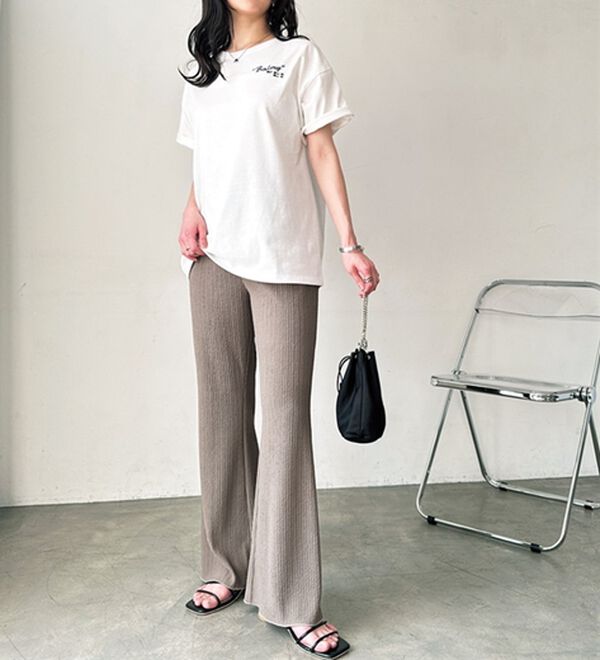 GeeRA（ジーラ）の「セルフカット美脚魅せセミフレアパンツ（フルレングスパンツ）」｜詳細画像