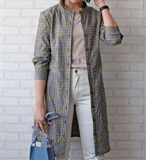 BELLUNA（ベルーナ）の「配色刺しゅう使いシャツチュニック（チュニック）」｜イエロー系