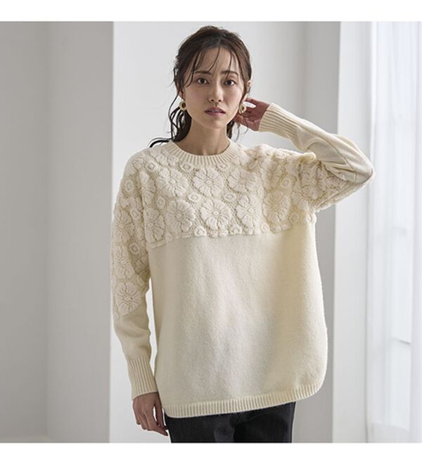 BELLUNA（ベルーナ）の「ふんわりフラワーレースニット（ニット・セーター）」｜詳細画像