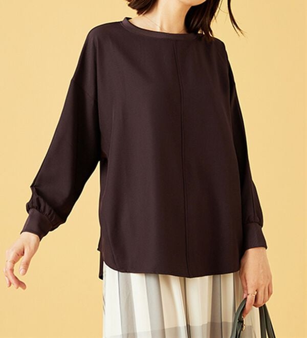 BELLUNA（ベルーナ）の「きれい見えドルマンプルオーバー（カットソー）」｜ワイン