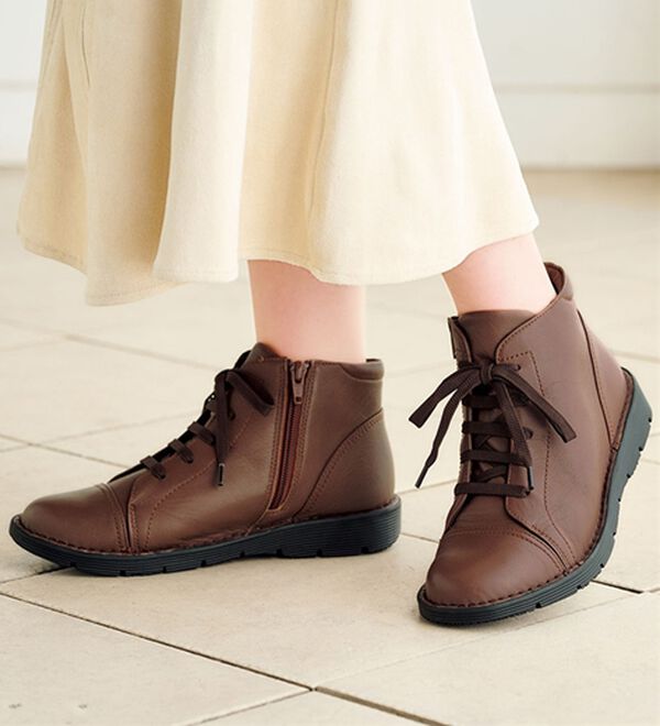 BELLUNA（ベルーナ）の「５Ｅ山羊革レースアップショートブーツ（ブーツ）」｜詳細画像