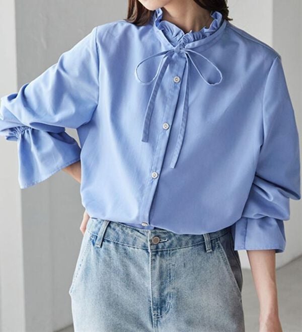 RANAN（ラナン）の「プチフリルリボン付きブラウス（ブラウス）」｜詳細画像