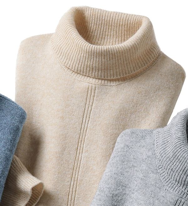 「アルパカブレンドタートルセーター（メンズニット・セーター）」｜アイボリー