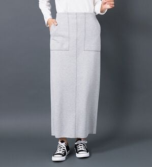 BELLUNA（ベルーナ）の「ラメ入り裏毛素材スカート（ロングスカート）」｜ライトグレー