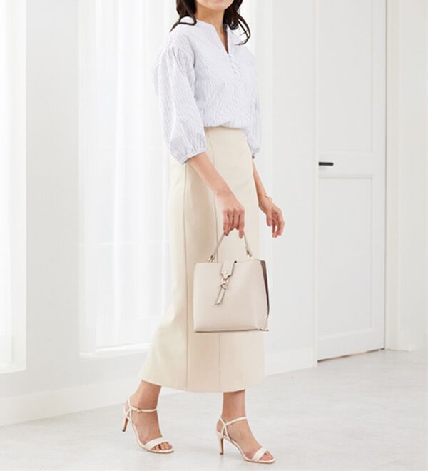 BELLUNA（ベルーナ）の「ラメストライプ素材パール使いブラウス（ブラウス）」｜詳細画像