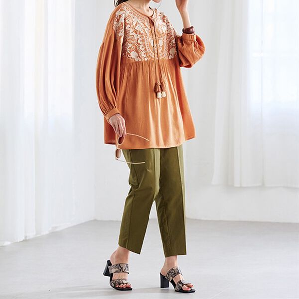 RANAN（ラナン）の「楊柳刺しゅうブラウス（ブラウス）」｜詳細画像