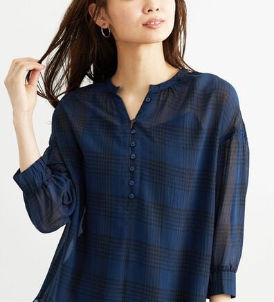 BELLUNA（ベルーナ）の「シャリ感シアー素材多ボタンチュニック（チュニック）」