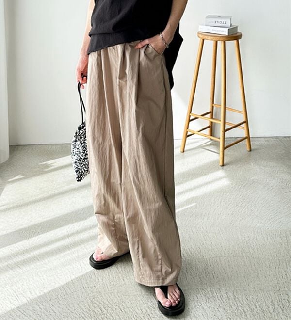 GeeRA（ジーラ）の「さらとろ素材が嬉しい！ダブルタックワイドパンツ（フルレングスパンツ）」｜詳細画像