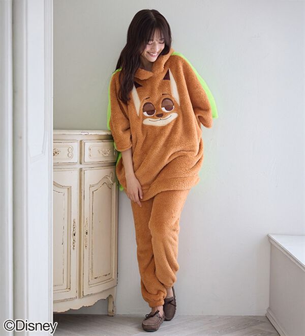BELLUNA（ベルーナ）の「＜Ｄｉｓｎｅｙ＞【ズートピア（ニック）】両面ボアポンチョ（パジャマ・ルームウェア）」｜詳細画像