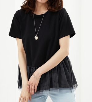 BELLUNA（ベルーナ）の「【Ｌａｇｒｉｌｕａ】チュール素材切替デザインチュニック（カットソー）」｜黒系