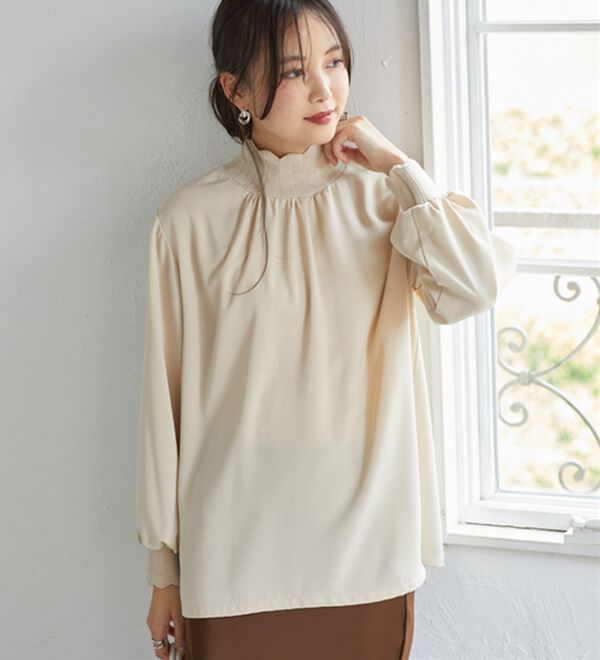 RANAN（ラナン）の「スカラップリブニット使いブラウス（ブラウス）」｜詳細画像
