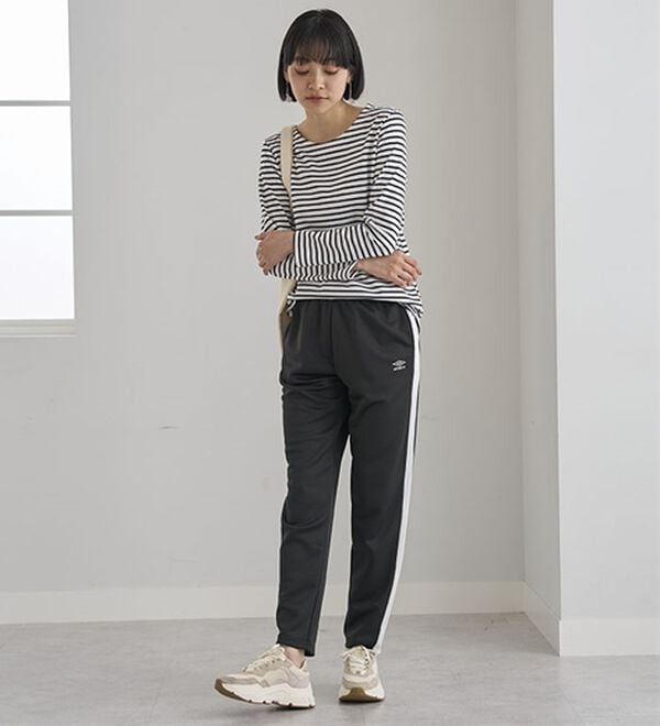 BELLUNA（ベルーナ）の「＜ｕｍｂｒｏ＞ジャージーラインパンツ（その他パンツ）」｜詳細画像