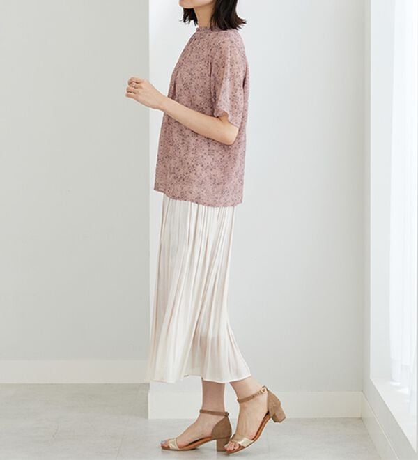 BELLUNA（ベルーナ）の「〈日比谷花壇〉フリル衿シフォンブラウス（ブラウス）」｜詳細画像