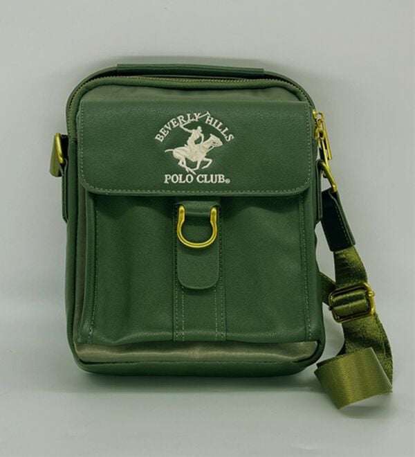 「＜ビバリーヒルズ・ポロクラブ＞縦型ショルダーバッグ（メンズショルダーバッグ）」｜詳細画像