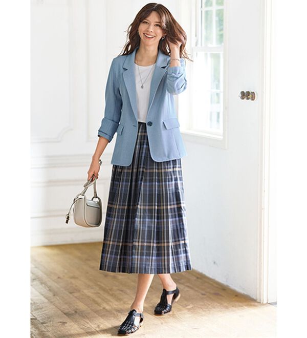 BELLUNA（ベルーナ）の「＜楽スタフィット＞テーラードジャケット（テーラードジャケット）」｜詳細画像