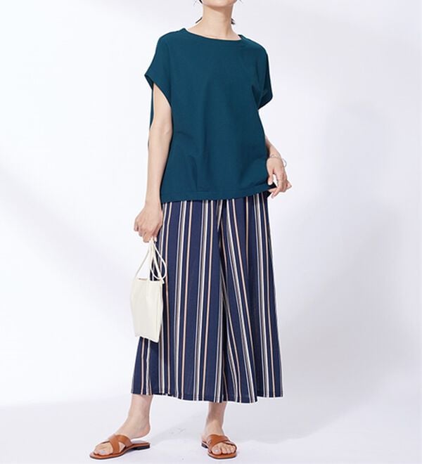 BELLUNA（ベルーナ）の「ミニワッフル素材裾タックプルオーバー（カットソー）」｜詳細画像