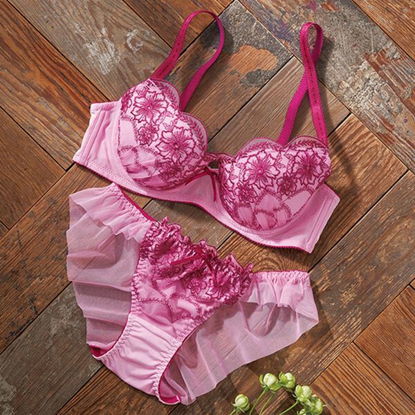 YU'NOW（ユナウ）の「ｔｏ　ｍｅｅブラジャー＆ショーツセット（ブラジャー＆ショーツセット）」｜ピンク系コスモスレース