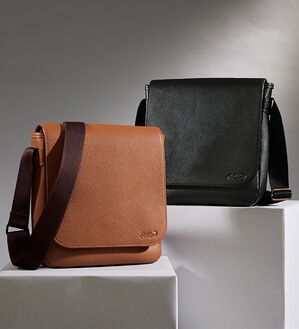 「＜クロコダイル＞レザーフラップショルダー（メンズショルダーバッグ）」｜詳細画像